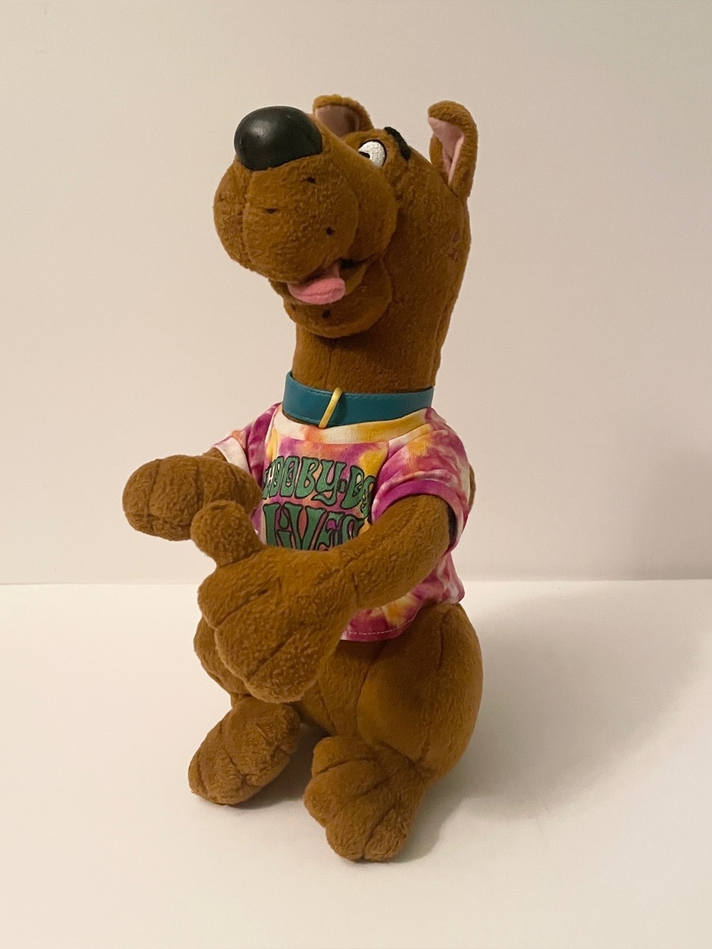 Vintage 1999 Scooby-Doo Groovy Plush Tie Dye 70s Shirt Applause